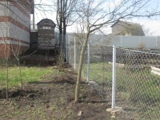 Установка заборов из сетки рабицы и сопутствующие работы