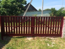 Установка ворот из металлоштакетника