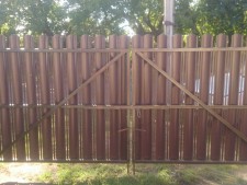 Ворота из металлоштакетника