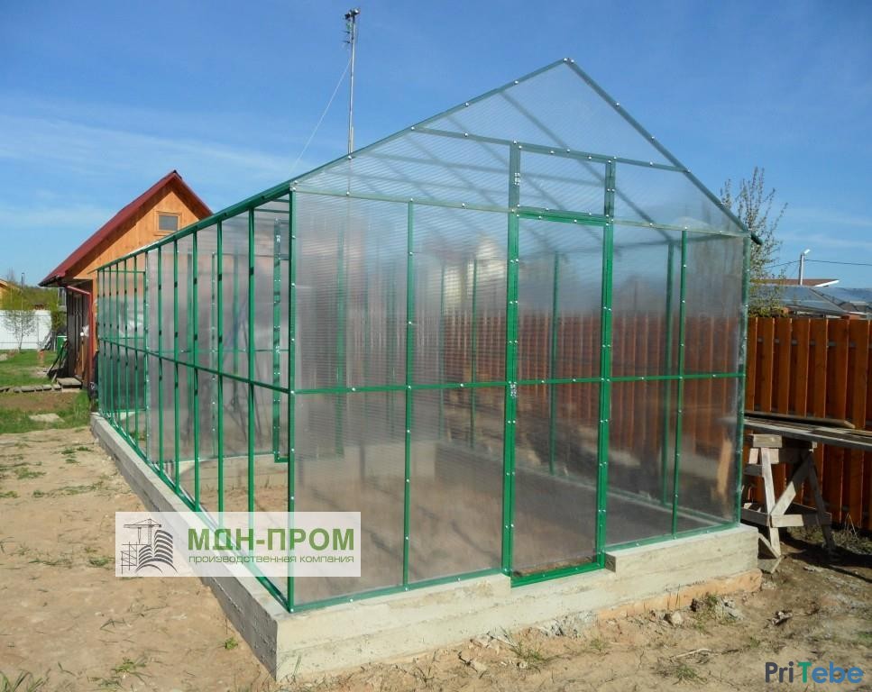 Нестандартные и арочные теплицы