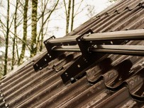 Снегозадержатель 3 м, 4 опоры, крепеж