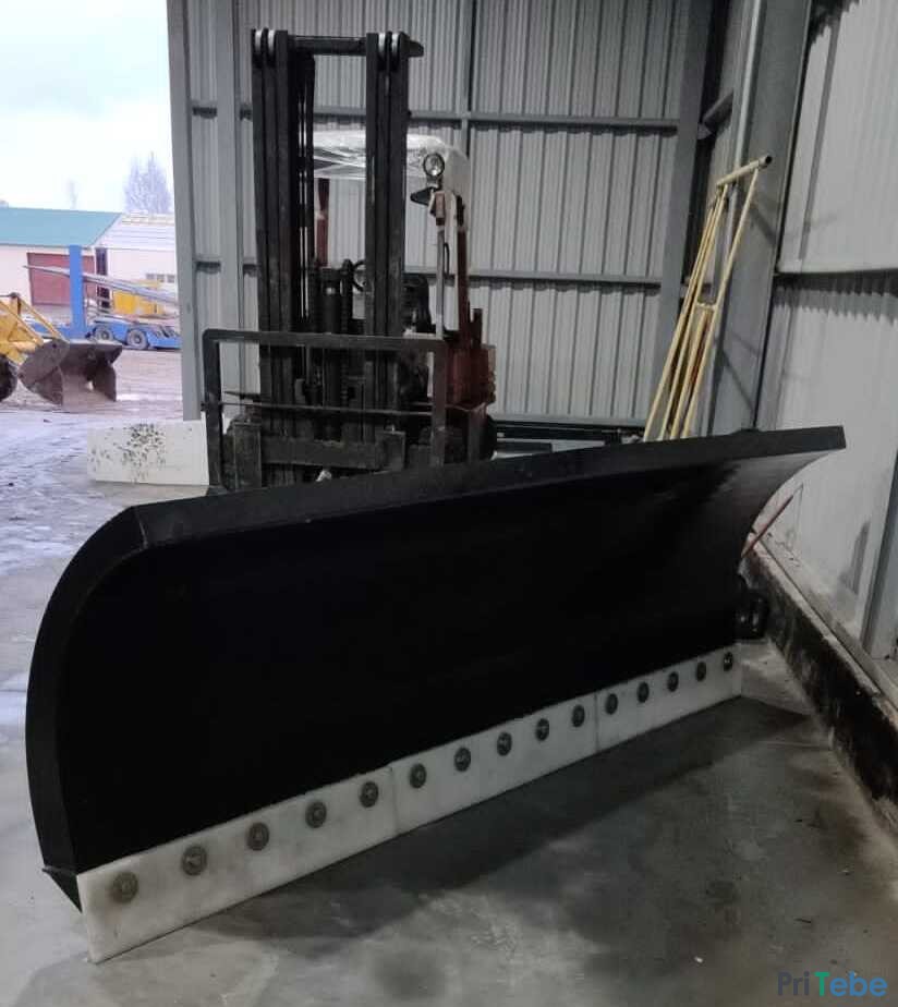 Снеговой отвал для фронтального погрузчика (Гидравлический поворот)