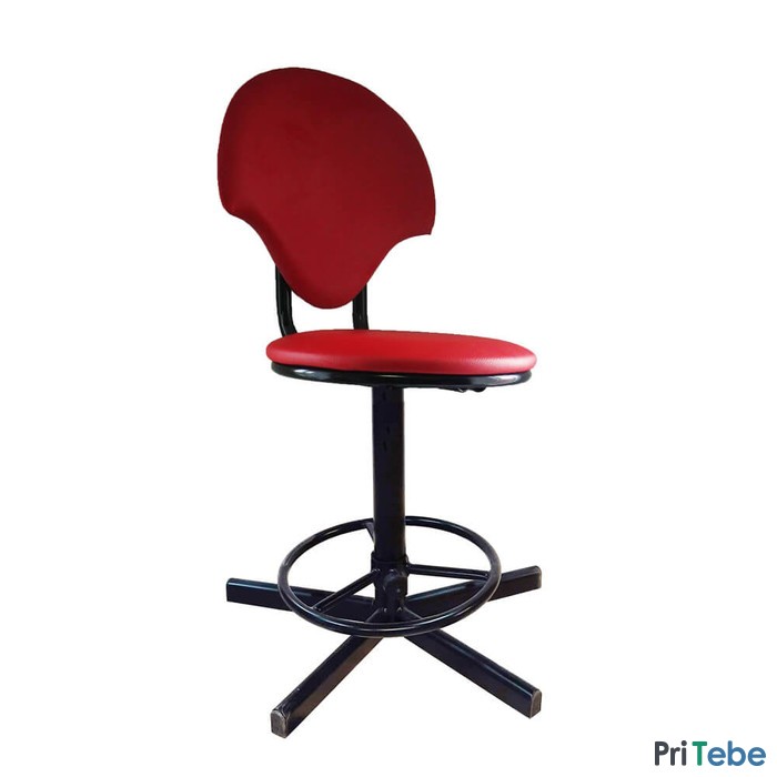 Стулья и табуреты на винтовой опоре 