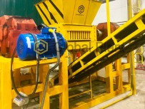 Измельчитель для изношенной резины и ТБО 1000